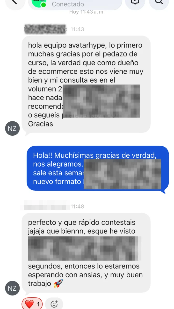 «Muchas gracias por el pedazo de curso; como dueño de un ecommerce esto nos viene muy bien.» Y después: «Qué rápido contestáis, muy buen trabajo 🚀.» (Su consulta técnica va tapada.)